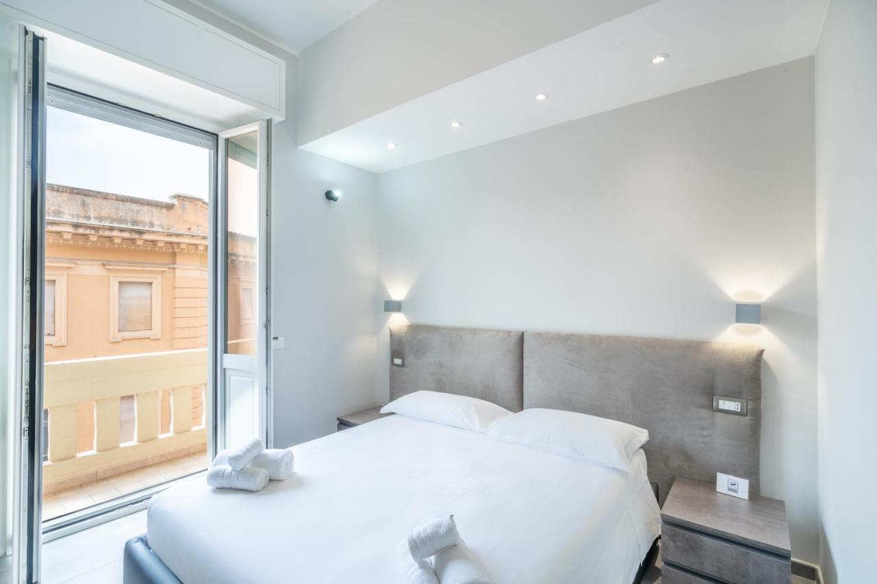 Kuzu Apts - City Center - Wifi Ac Tv Cagliari Ngoại thất bức ảnh