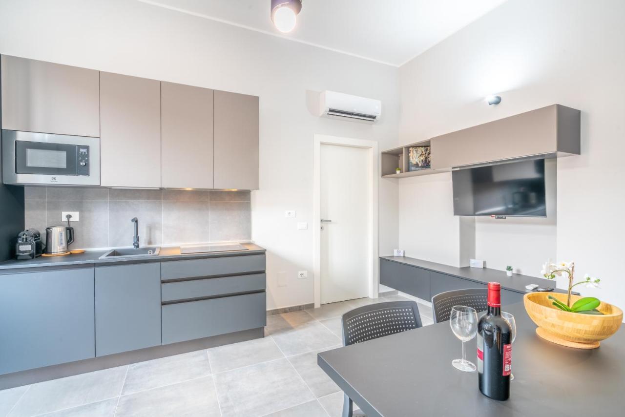 Kuzu Apts - City Center - Wifi Ac Tv Apartment Cagliari Ngoại thất bức ảnh