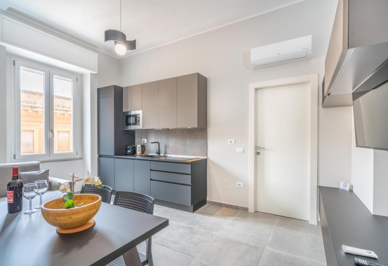 Kuzu Apts - City Center - Wifi Ac Tv Apartment Cagliari Ngoại thất bức ảnh